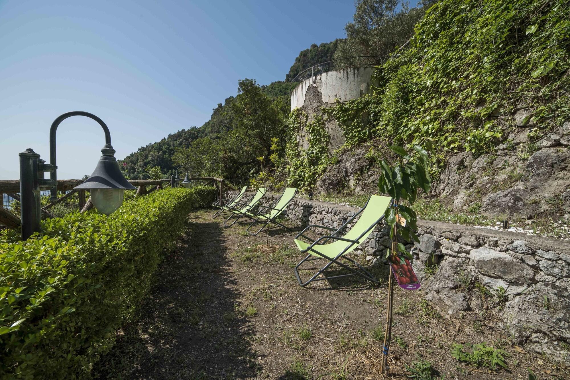 Hotel Villa Annalara Charme And Relax Amalfi Exterior foto