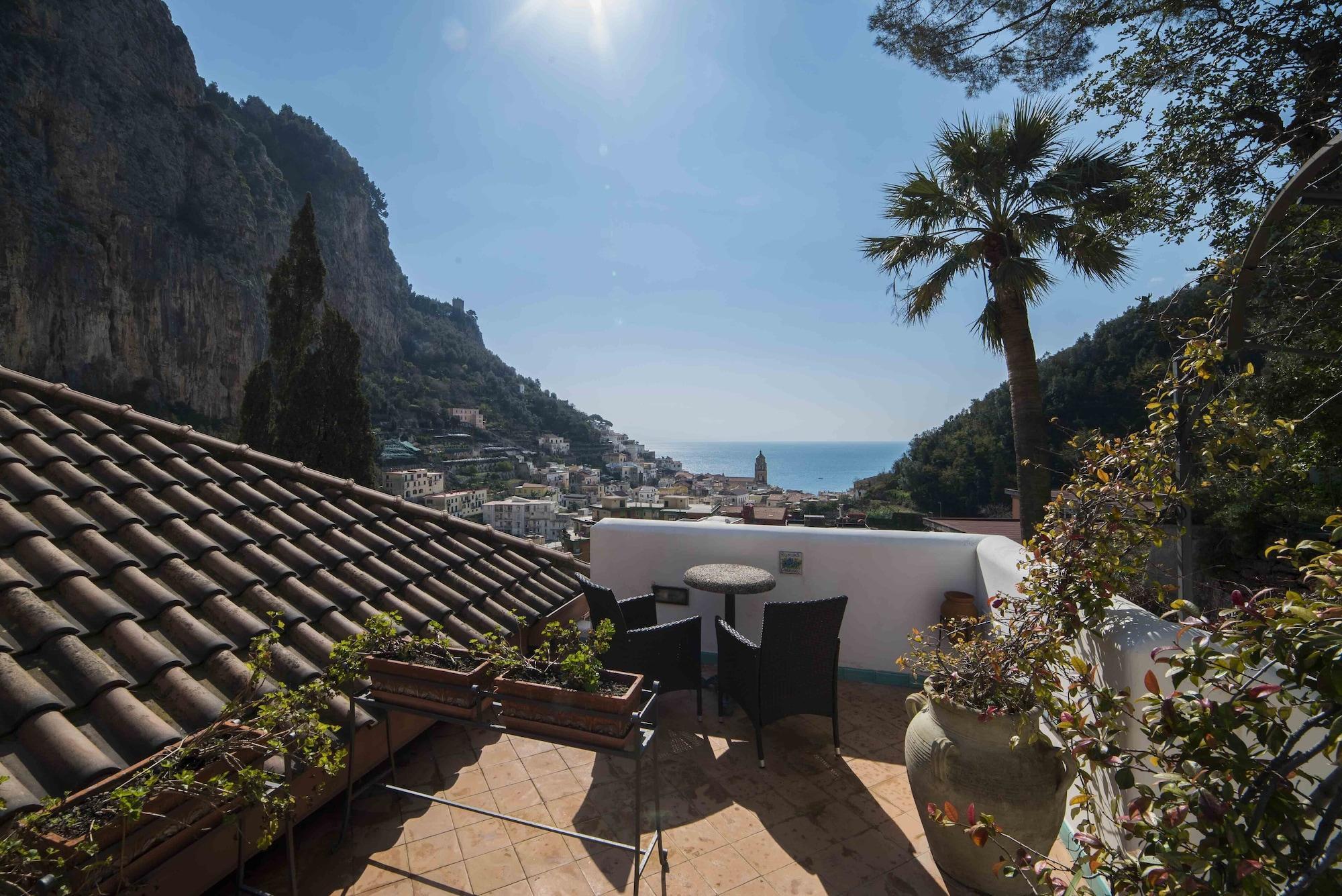 Hotel Villa Annalara Charme And Relax Amalfi Exterior foto